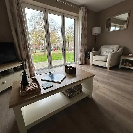 Murray's Rest - In The Bay, Filey