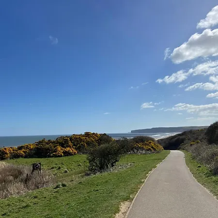 Murray's Rest - In The Bay, Filey Reighton